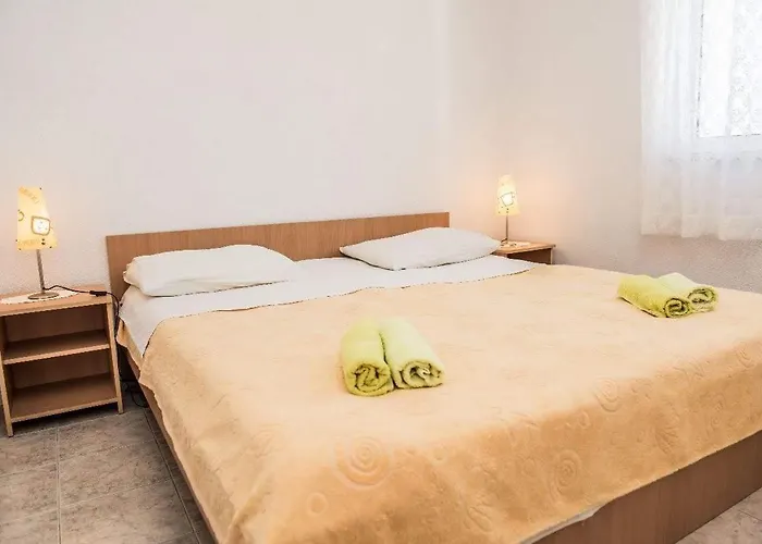 Rozina 1 Vinišće